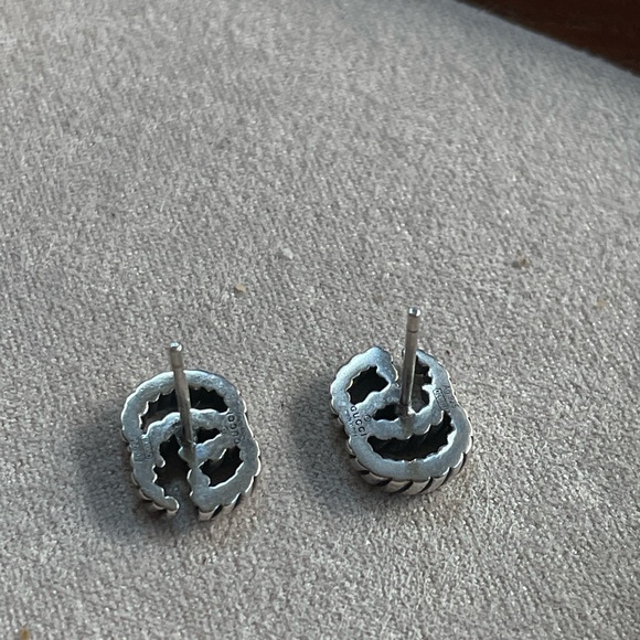 Gucci GG logo stud earrings - Picture 3 of 4